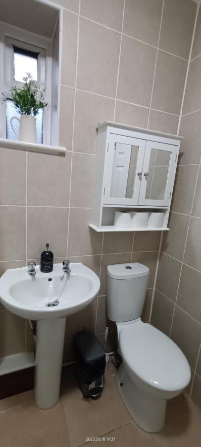 Lister Park Bradford Stylish 1Bed Coach House - Quiet & Tranquil Cottage & Parking Ngoại thất bức ảnh